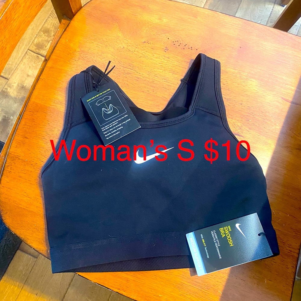 Sports bra